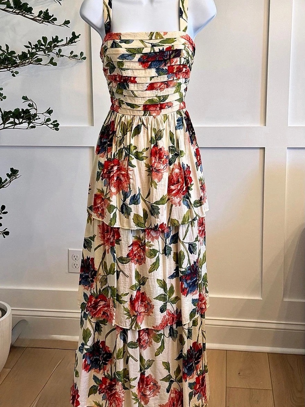 Abercrombie Floral Tiered Maxi Dress in Cream & Red Like New